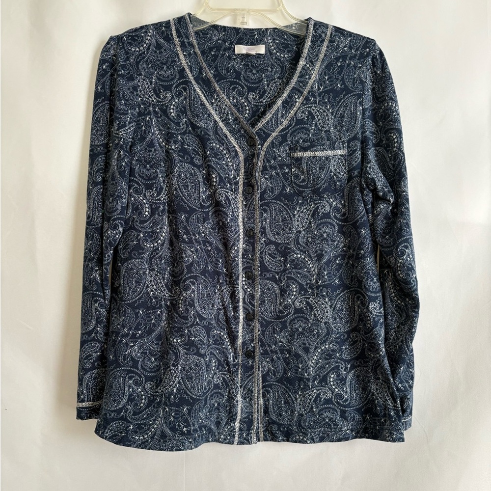 Secret Treasures Navy and White Paisley Top